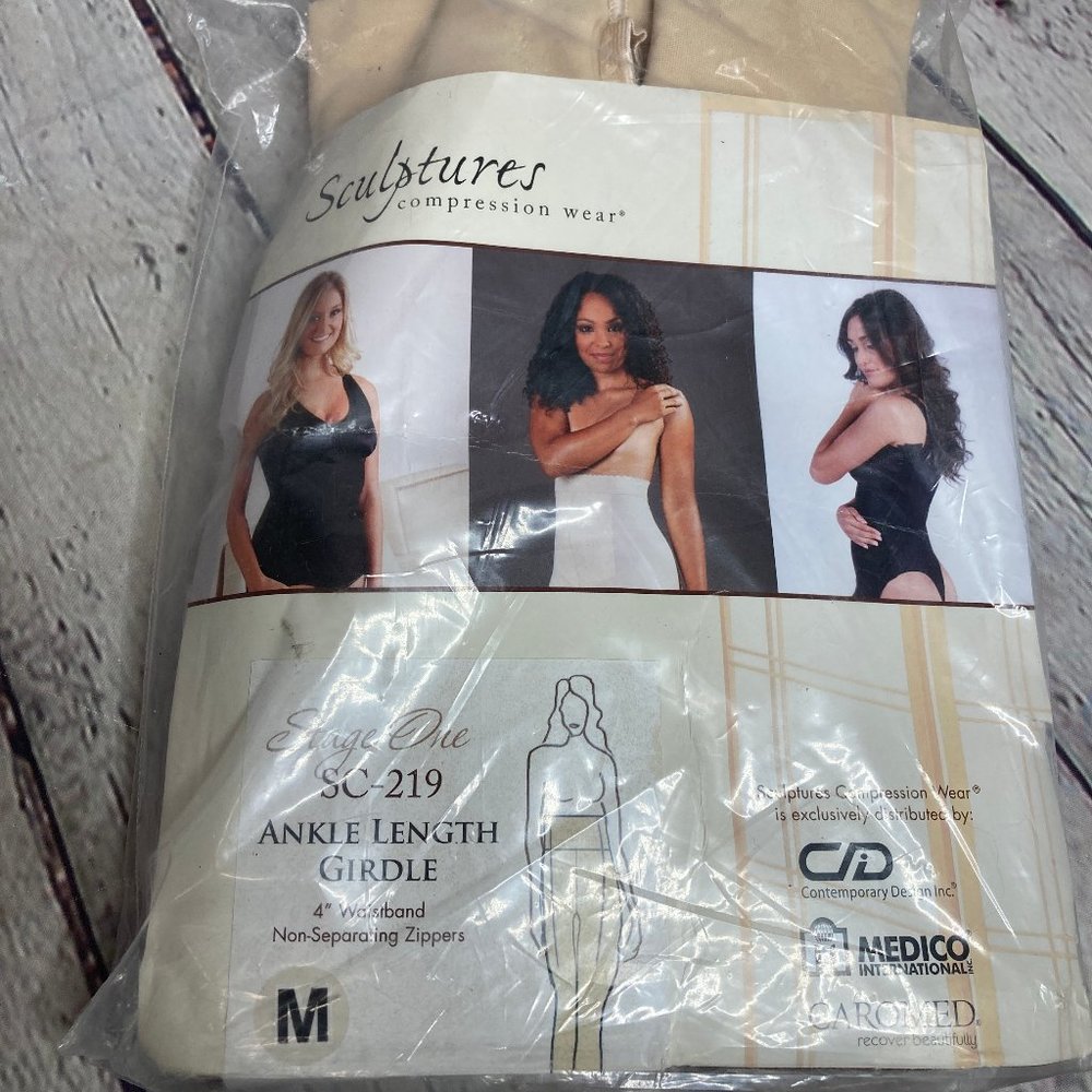 Sculptures Compression Wear - Picture 2 of 5